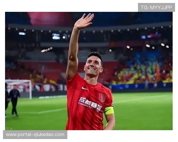 周定洋:蓉城全队竭尽全力尝试赢球,遗憾只拿一分 周定洋:蓉城全队竭尽全力尝试赢球,遗憾只拿一分