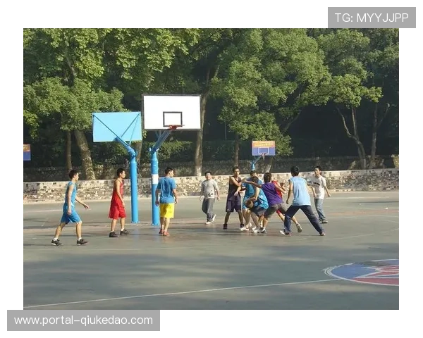 校园篮球赛成德育载体,学生作文记录拼搏瞬间 校园篮球赛成德育载体,学生作文记录拼搏瞬间