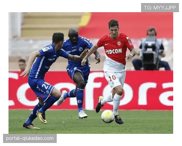 实时数据：图卢兹上半场已完成12次传中，但仅一次找到队友